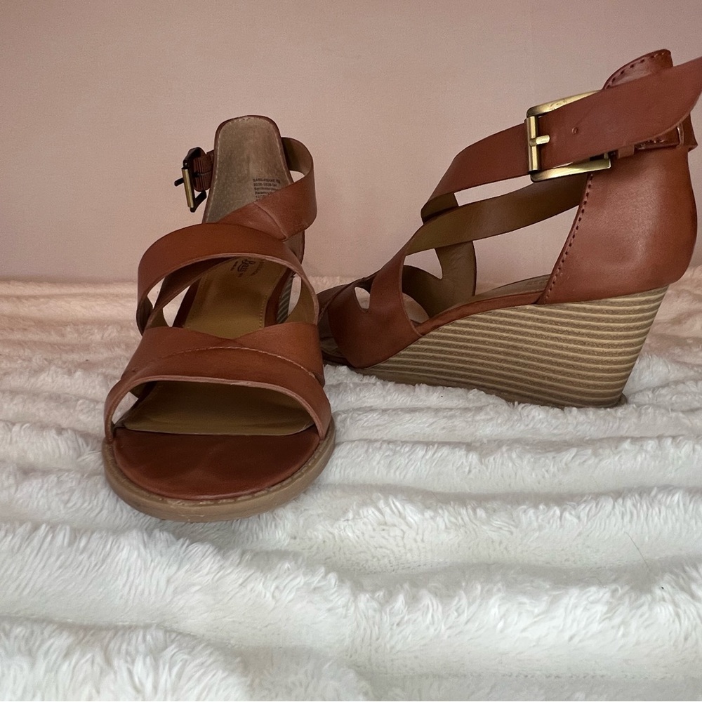Women's Brown Wedge Sandals